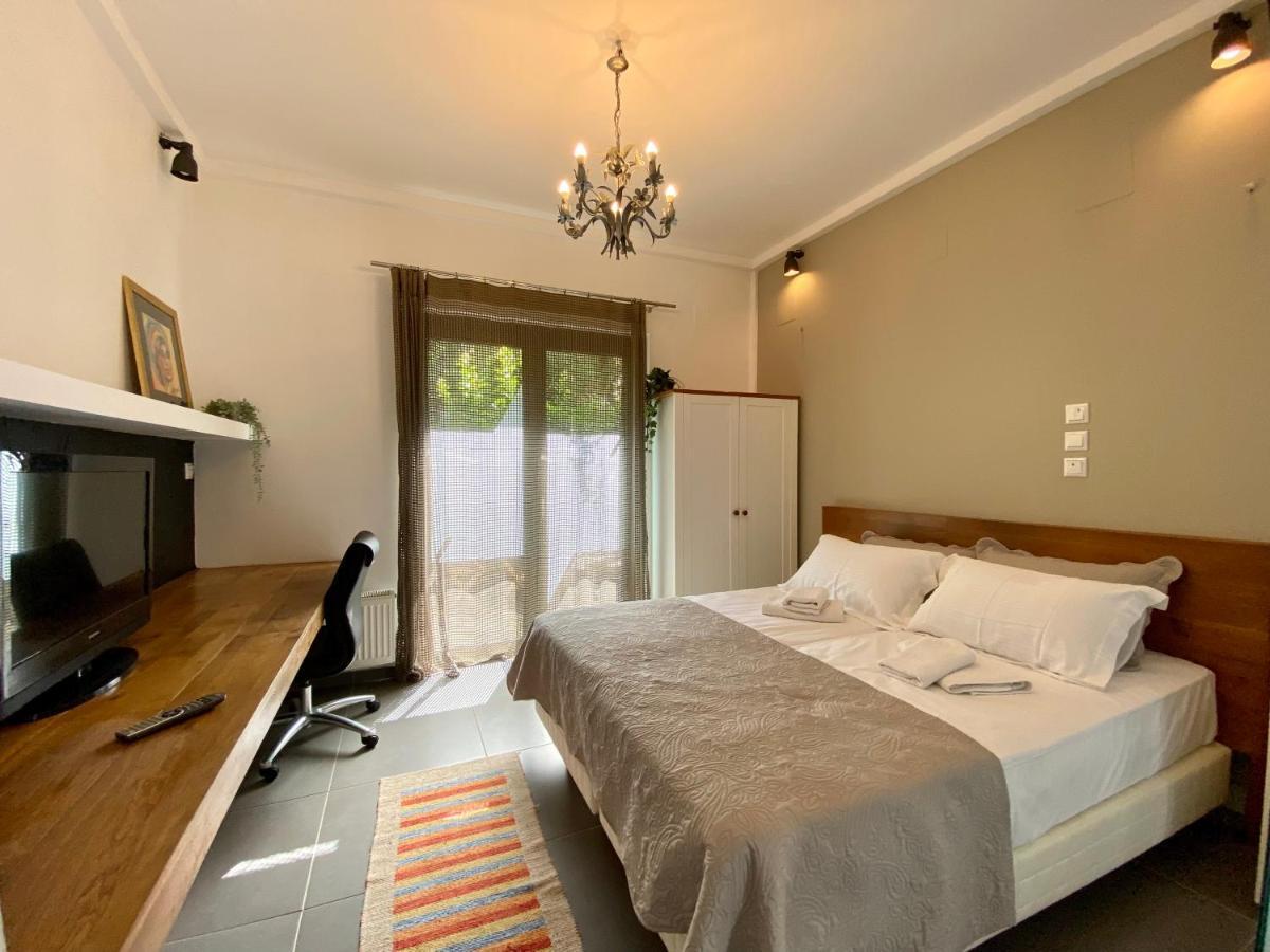 Small Gem Studio Athens, Next To Metro Nomismatokopeio Exterior foto
